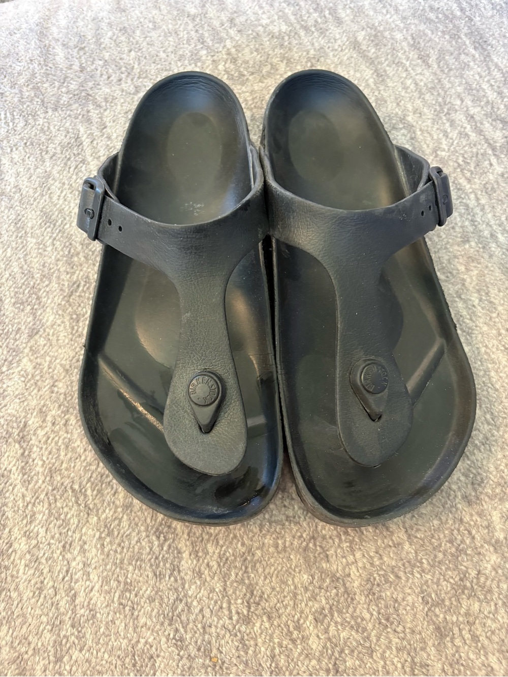 Black Gizeh Birkenstock Rubber Sandals Size 36 (5)